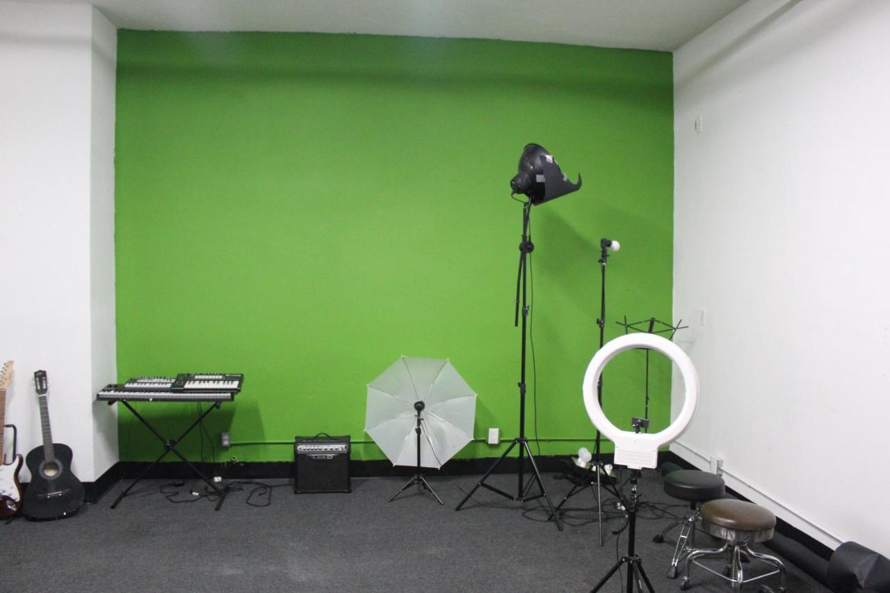 Artist Housing - Downtown Hostel Los Angeles Bagian luar foto