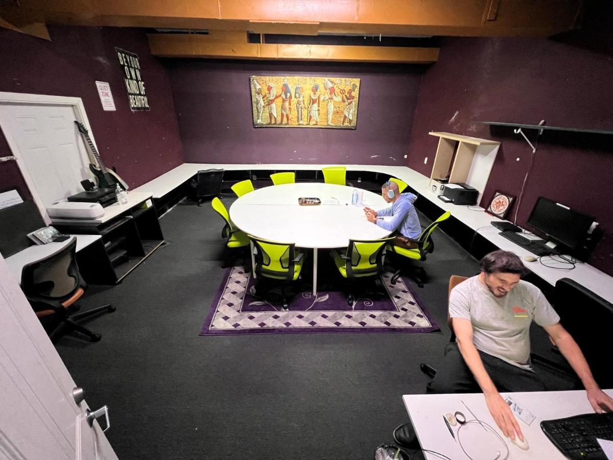 Artist Housing - Downtown Hostel Los Angeles Bagian luar foto