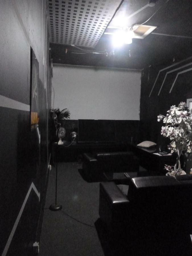 Artist Housing - Downtown Hostel Los Angeles Bagian luar foto